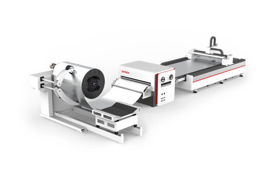 Macchina da taglio laser da bobina con svolgitura e livellamento